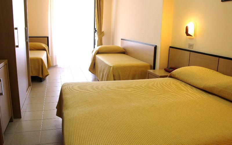 Hotel Cristalda Vieste Esterno foto