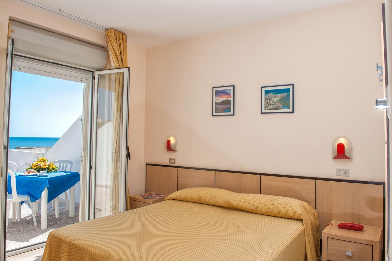 Hotel Cristalda Vieste Esterno foto