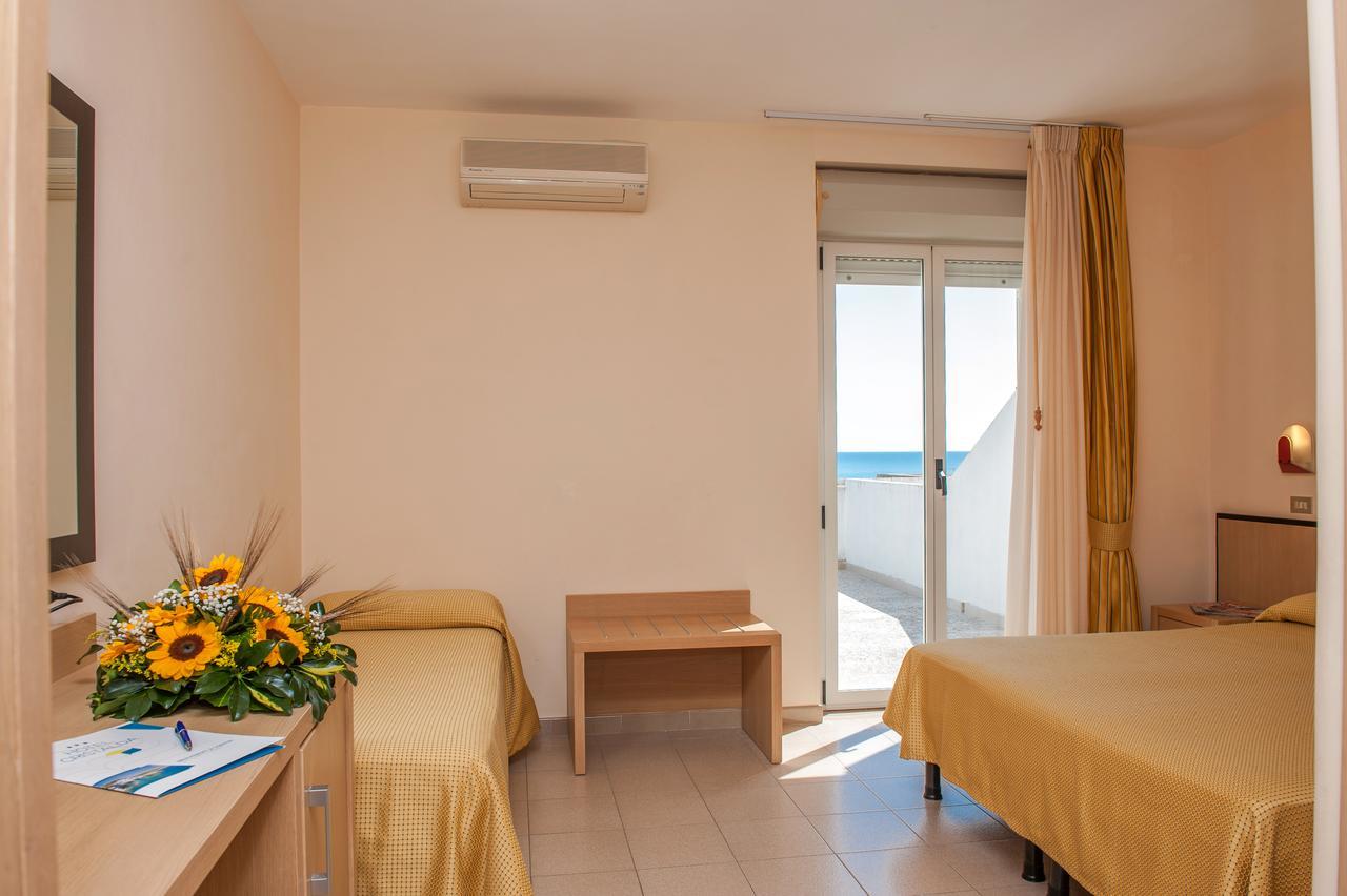 Hotel Cristalda Vieste Esterno foto