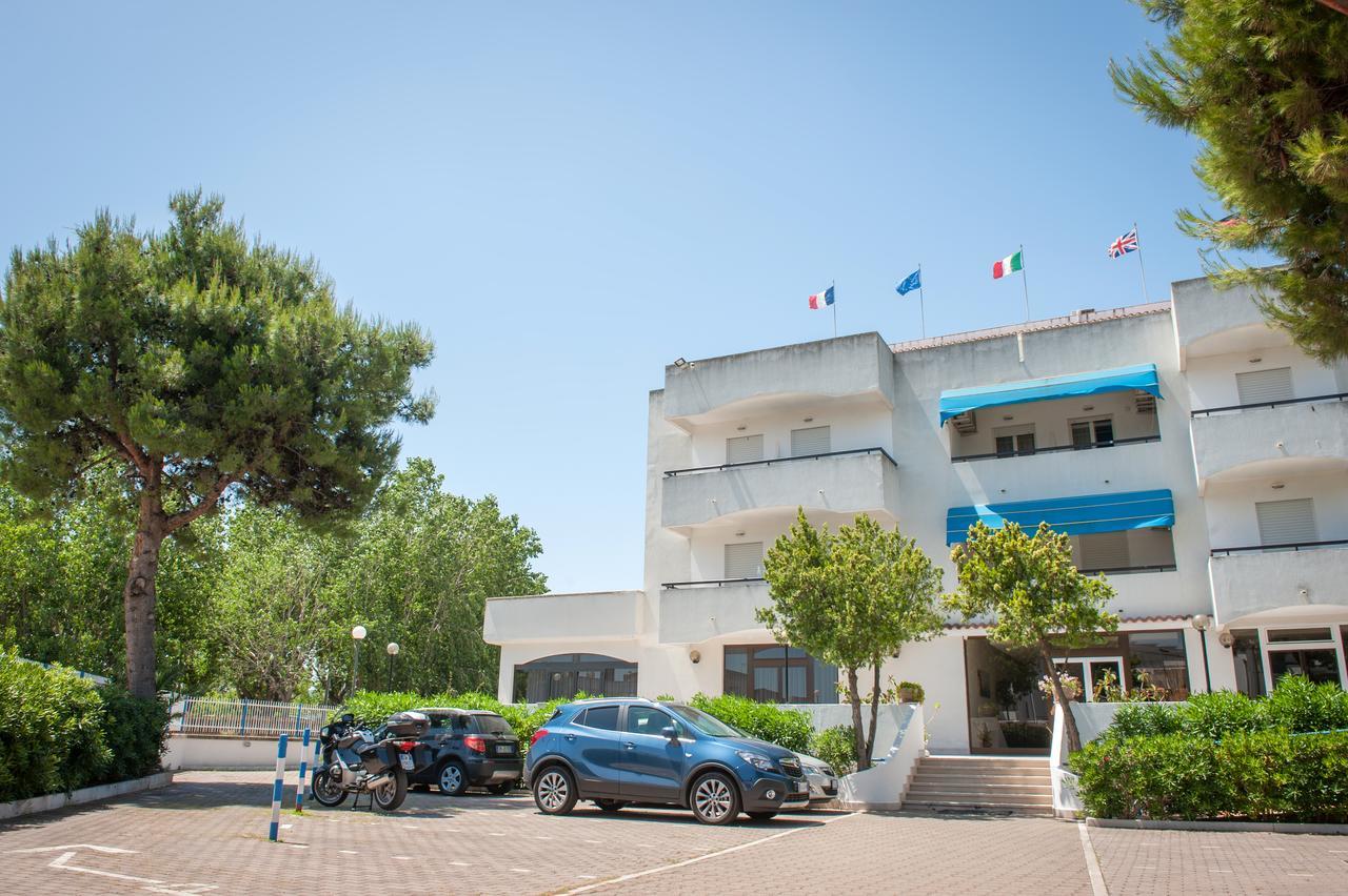 Hotel Cristalda Vieste Esterno foto